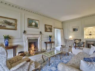 Herefordshire | Country Manor with Swimming Pool, sleeps 40 thumbnail
