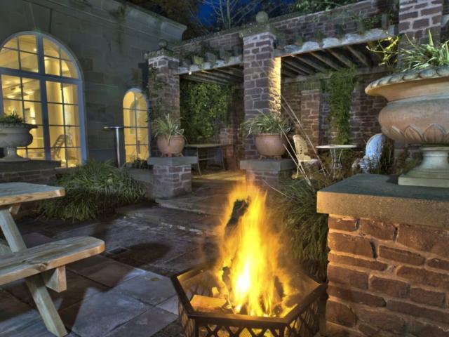 Herefordshire | Country Manor with Swimming Pool, sleeps 40 image