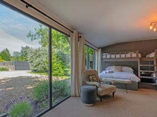 Bath | 24 Sleeper House with Hot Tubs thumbnail