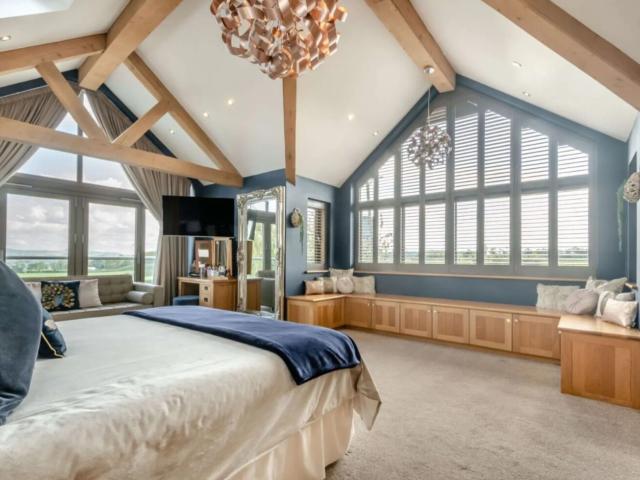 Deluxe 28 Sleeper House with Heated Pool image