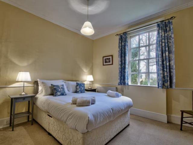 Suffolk | Manor House Sleeping 34 with Pool and Hot Tub image