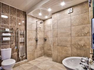 Welsh Historic Estate | Sleeps 42 with Swimming Pool thumbnail