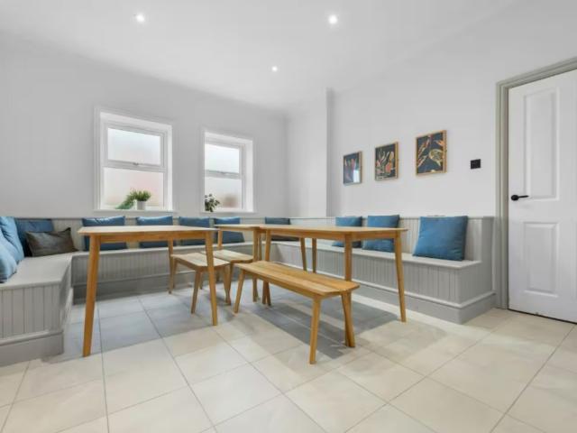 18 Sleeper Townhouse image