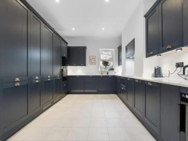 18 Sleeper Townhouse image