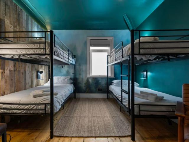 18 Sleeper Townhouse image