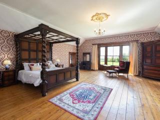 Northumberland Country Estate | Sleeps 26, Hot tub and Sauna thumbnail