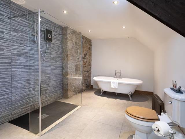 Northumberland Country Estate | Sleeps 26, Hot tub and Sauna image