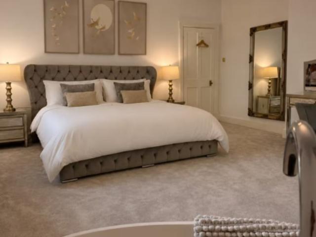 Newcastle | 10-12 Sleeper Vicarage with Hot tub and Tennis Court image