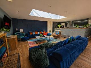 York | 18 Sleeper Stables with Hot Tub thumbnail