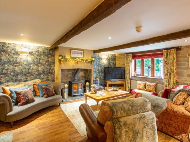 Yorkshire | 26 Sleeper Barn with Hot Tub and Sauna image