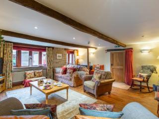 Yorkshire | 26 Sleeper Barn with Hot Tub and Sauna thumbnail