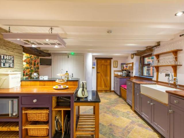 Yorkshire | 26 Sleeper Barn with Hot Tub and Sauna image