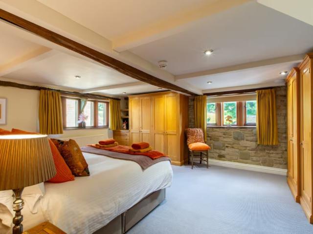 Yorkshire | 26 Sleeper Barn with Hot Tub and Sauna image