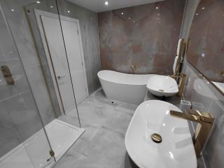 TyneView Estate | The Farmhouse With Hot Tub, Games Room & Bar - Sleeps 18 thumbnail