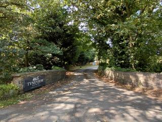 TyneView Estate | The Stables With Hot Tub - Sleeps 26 thumbnail