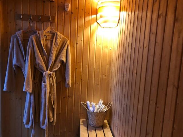 Gloucestershire | Country House and Cottage with Spa Facilities image