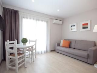 Ribera Apartments | Old Town thumbnail