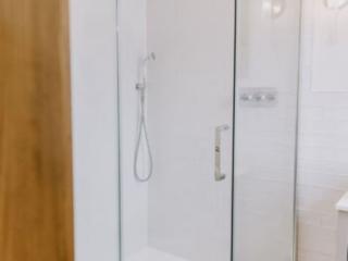 Bedfordshire Farmhouse | Sleeps 12 thumbnail