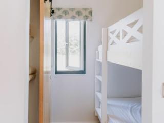 Bedfordshire Cabins with Hot Tub | Sleeps 15 thumbnail