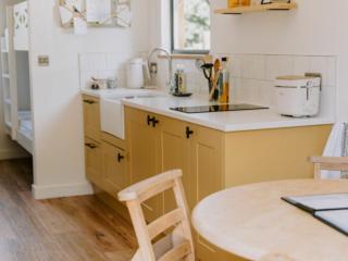 Bedfordshire Cabins with Hot Tub | Sleeps 15 thumbnail