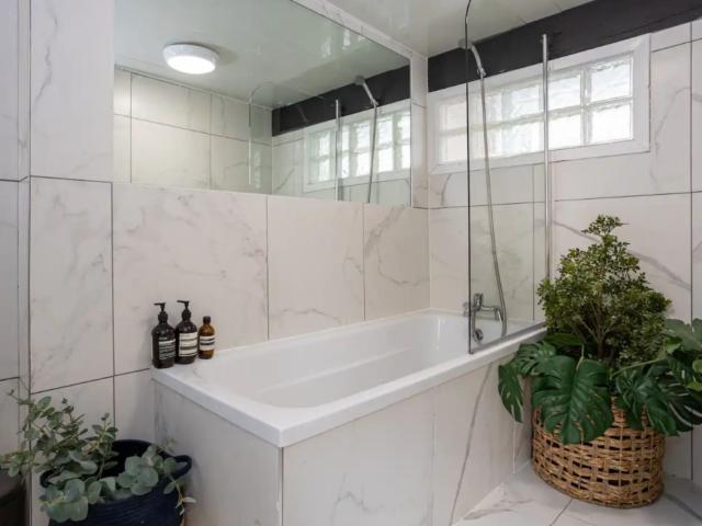 Manchester | Iconic Townhouse Sleeps 22 image