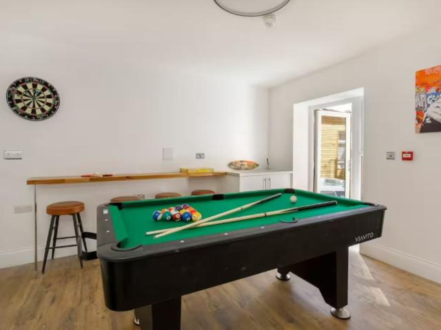 Walpole House | Sleeps 12 image