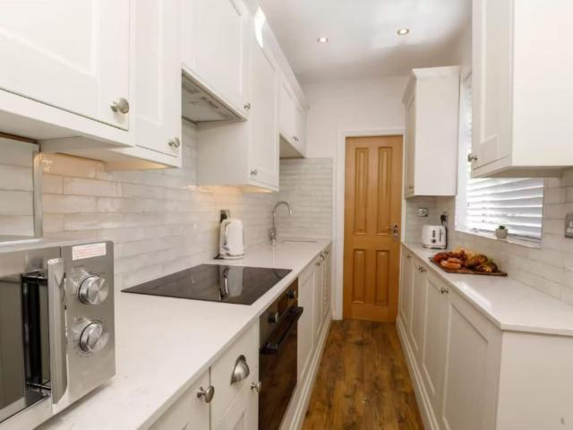 Walpole House | Sleeps 12 image