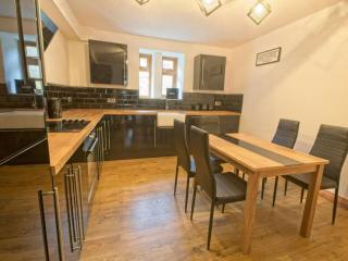 West Yorkshire Country House With Hot Tub and Sauna | Sleeps 20 thumbnail