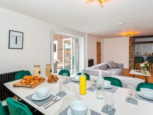 Yorkshire Farmhouse with Hot Tub | Sleeps 10 image