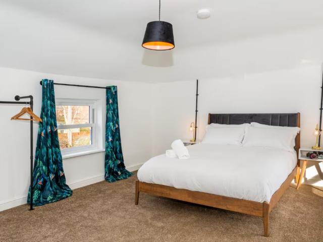 Yorkshire Farmhouse with Hot Tub | Sleeps 10 image