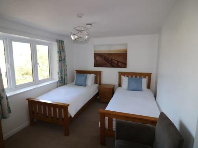 14 Sleeper, 5 Bedroom House image