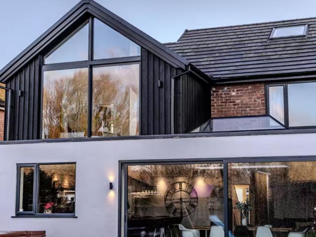 Elegant 5 Bed House with Hot Tub | Sleeps 12 image