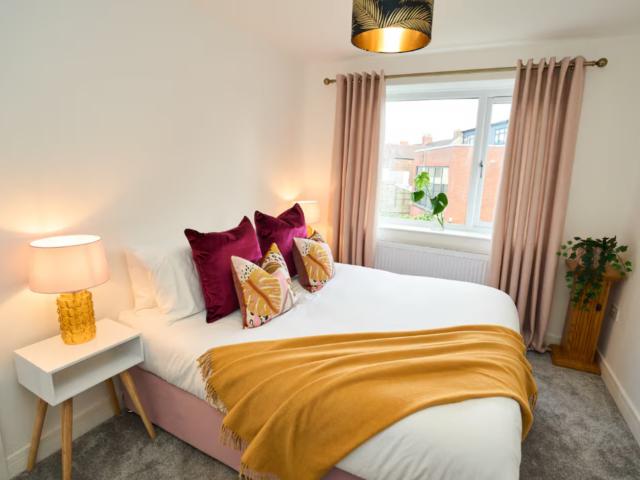 Prestwich House | Sleeps 12 with Hot Tub image