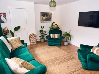 Prestwich House | Sleeps 12 with Hot Tub thumbnail