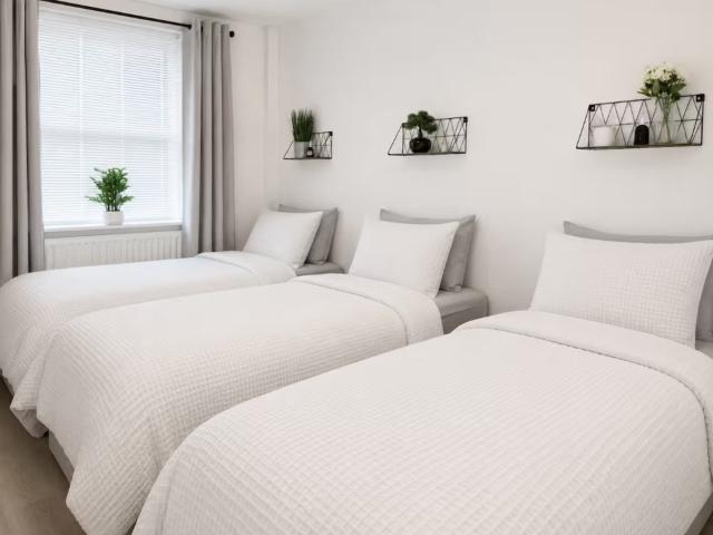 16 Sleeper Terrace image