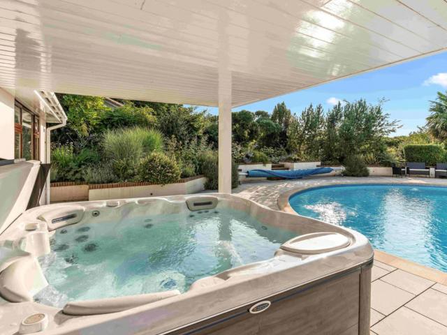 Sussex Country Retreat With Hot Tub & Pool | Sleeps 11 image