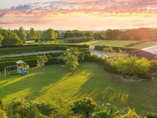 Sussex Country Retreat With Hot Tub & Pool | Sleeps 11 thumbnail