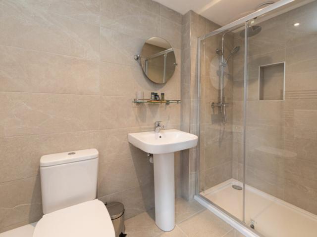 Hexham House Sleeps 10 image