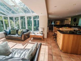 Lancashire Old Stables | Sleeps 14 with Hot Tub thumbnail