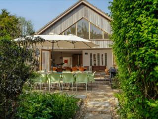 Somerset Lodge with Pool and Hot tub and Sauna thumbnail