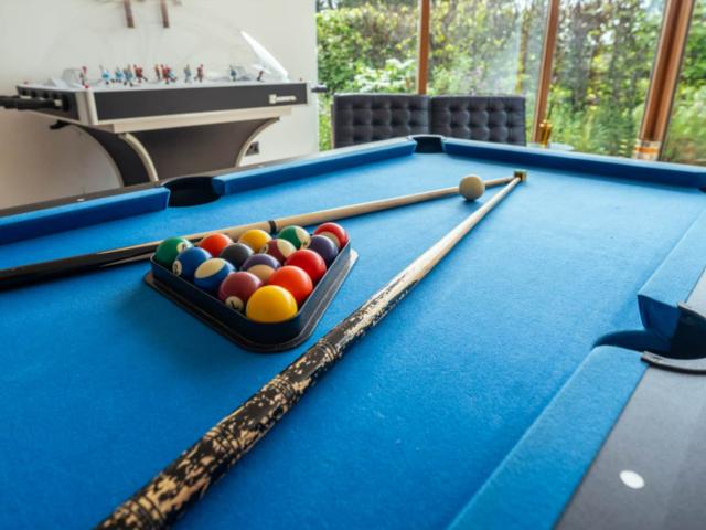 Somerset Lodge with Pool and Hot tub and Sauna image