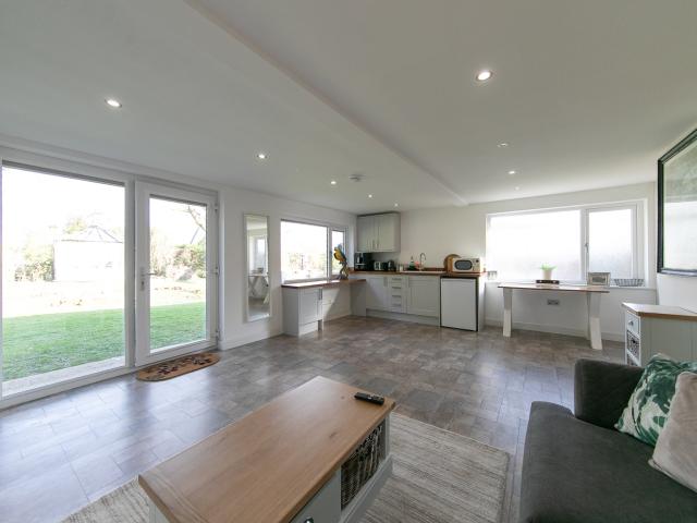 Stalmine House Sleeps 16 | Indoor Pool, Sauna and Games room image