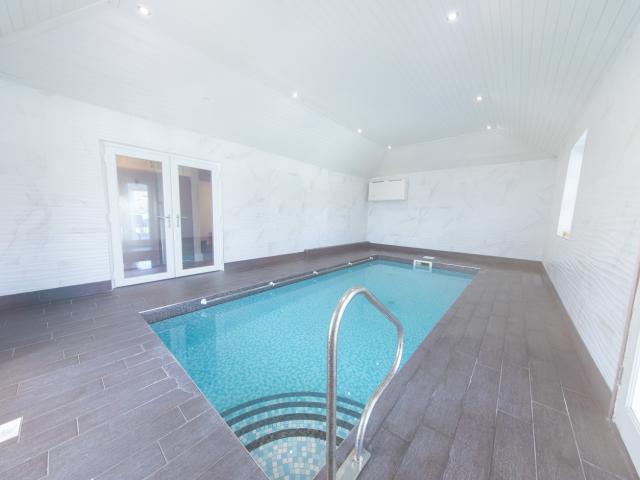 Stalmine House Sleeps 16 | Indoor Pool, Sauna and Games room image