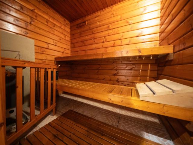Stalmine House Sleeps 16 | Indoor Pool, Sauna and Games room image