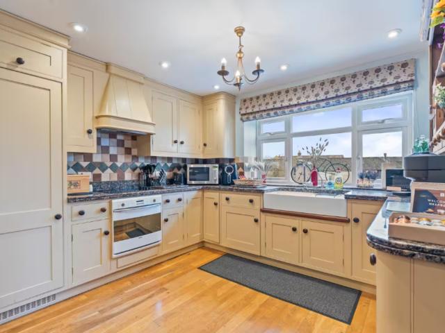 Somerset Farm sleeps 15 | Inc Hot Tub and Games Room image