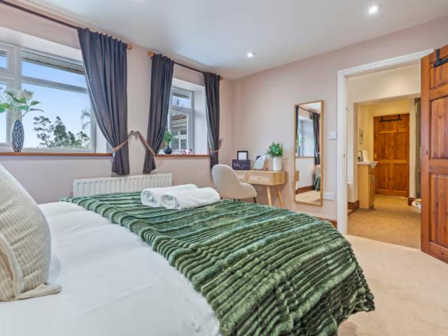 Somerset Farm sleeps 15 | Inc Hot Tub and Games Room image