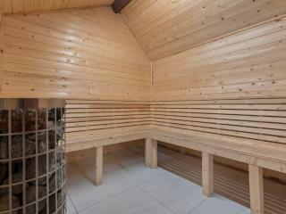 Staffordshire Farmhouse Sleeps 18 | Hot Tub and Sauna thumbnail