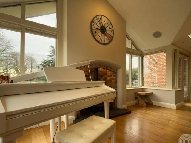 Wrexham 5 Bedroom House + Hot Tub | Sleeps 16 image