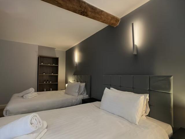 Wrexham 5 Bedroom House + Hot Tub | Sleeps 16 image