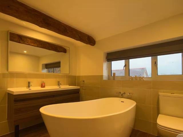 Wrexham 5 Bedroom House + Hot Tub | Sleeps 16 image